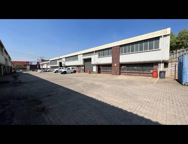 6,251M² WAREHOUSE FOR SALE IN SELBY